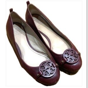 Tory Burch • Flats